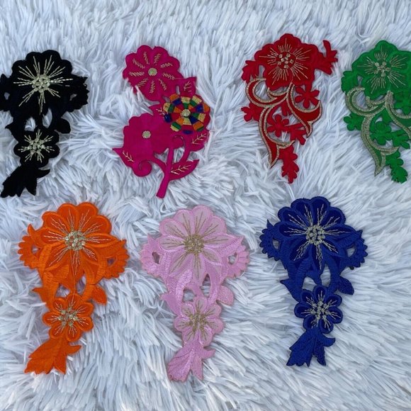 7 Iron on Embroidery Patches Multi Color Flower Patches Clothes jacket Lot of 7 - Picture 3 of 9
